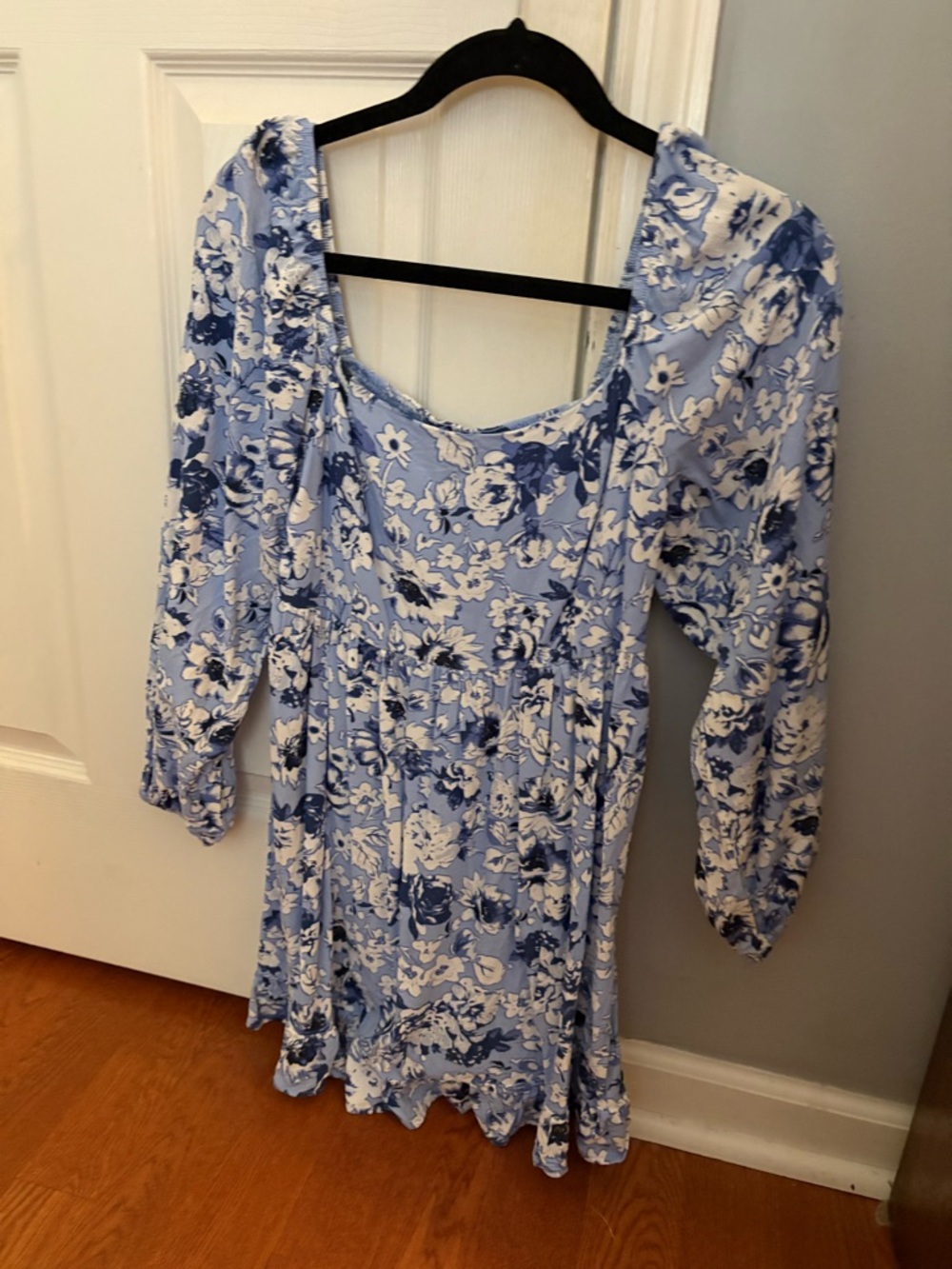 Women’s floral blue dress